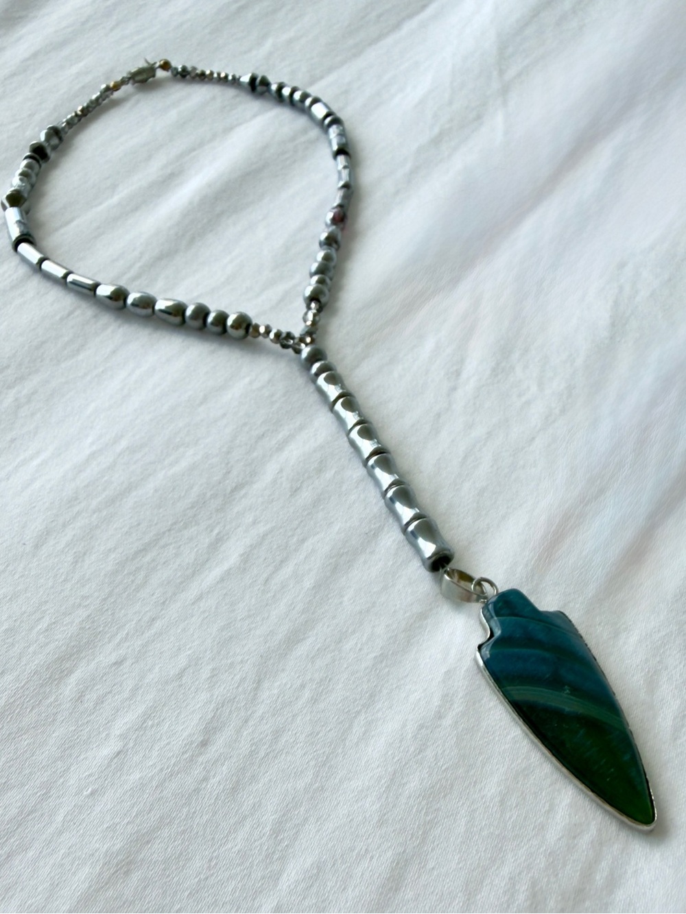 Arrowhead pendant lariat beaded necklace